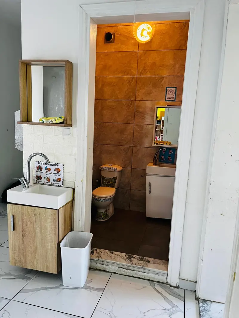 Child-height sink and mirror